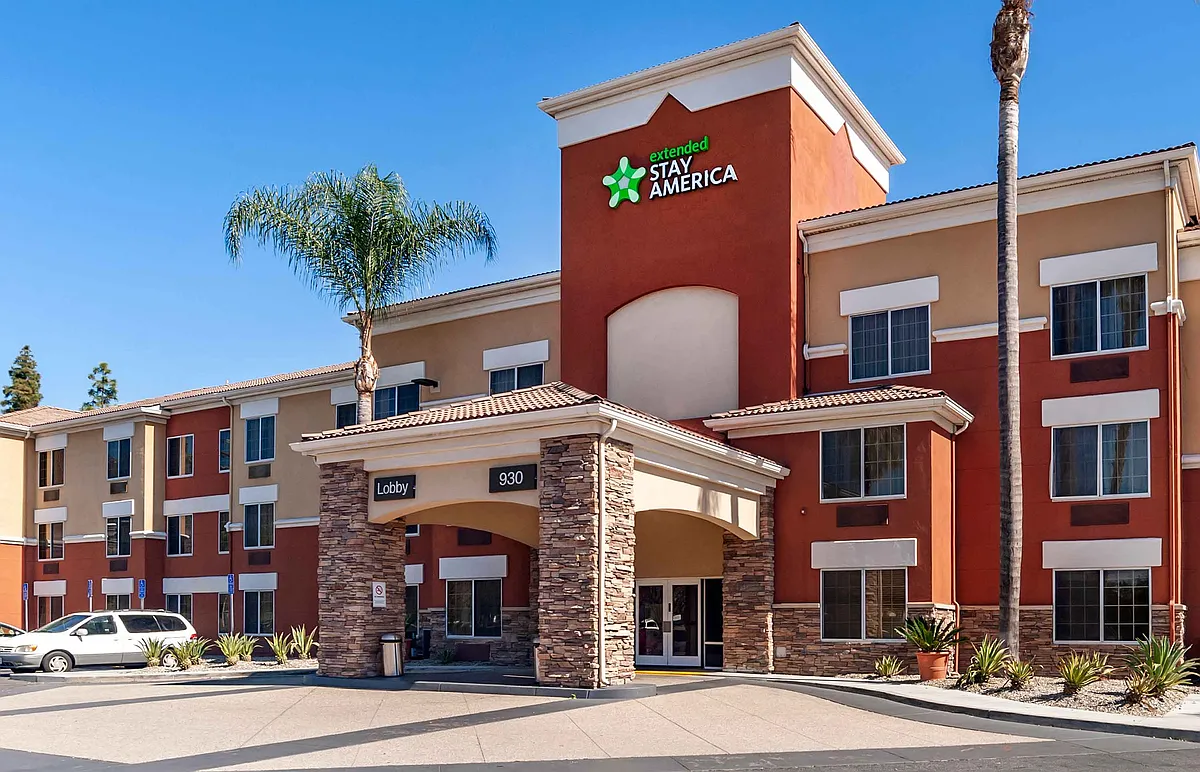Exterior - Los Angeles - Monrovia
