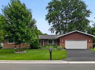505 Dennis Dr, Deforest, WI 53532