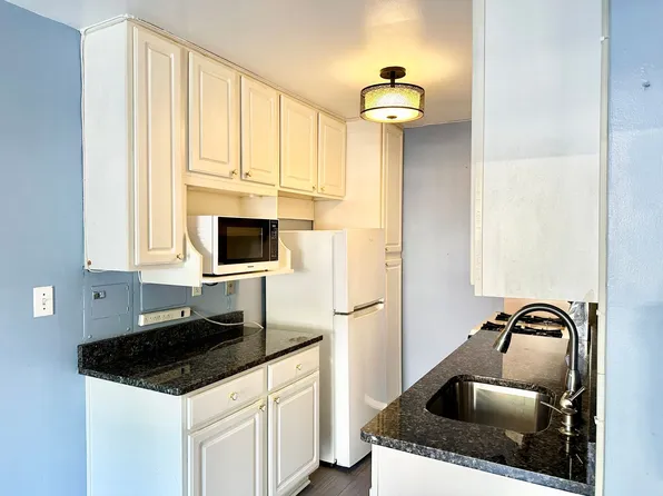 8601 Manchester Rd APT 212, Silver Spring, MD 20901