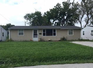 217 Saint John Dr, Cahokia, IL 62206