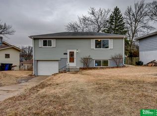 9211 Sahler St, Omaha, NE 68134