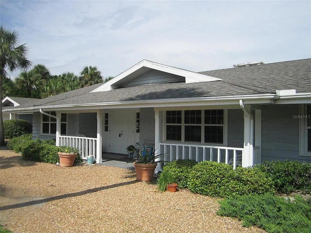 4 bed, 3.0 bath, 3275 sqft, $10,000 — Photo 3