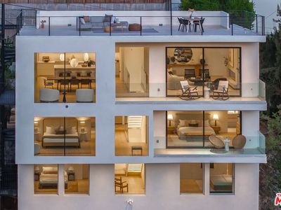 1943 Sunset Plaza Dr, Los Angeles, CA, 90069