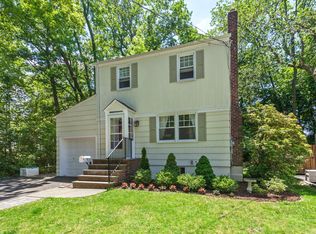 25 E Reid Pl, Verona, NJ 07044