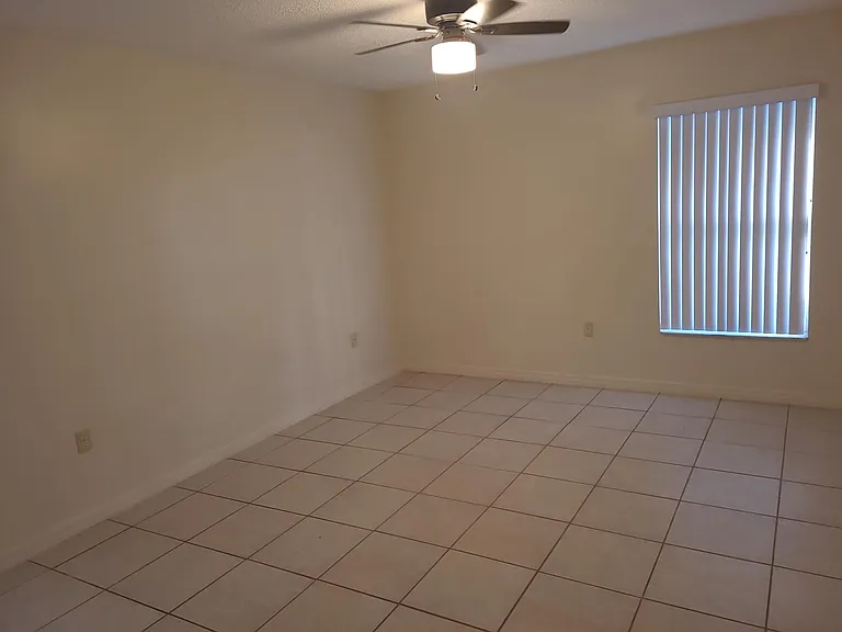4273 Eastwood Dr — Photo 19