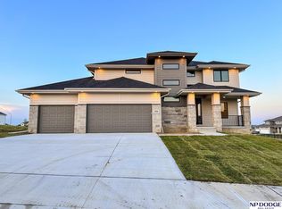 17010 Daniel St, Bennington, NE 68007
