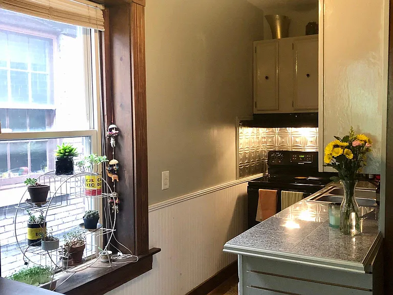 1210 S Floyd St #2 — Photo 6