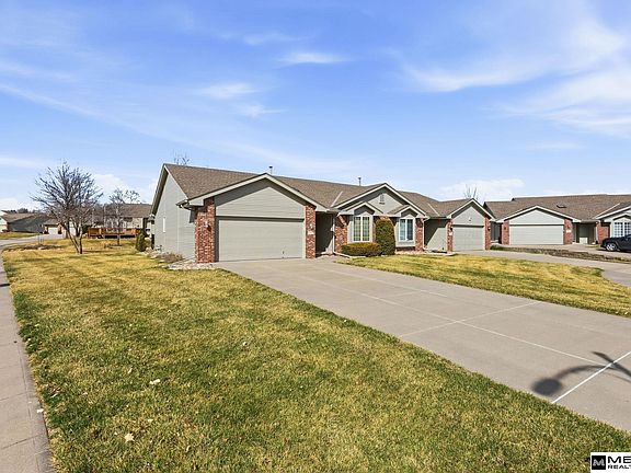 2nd image of 15616 Edna Cir