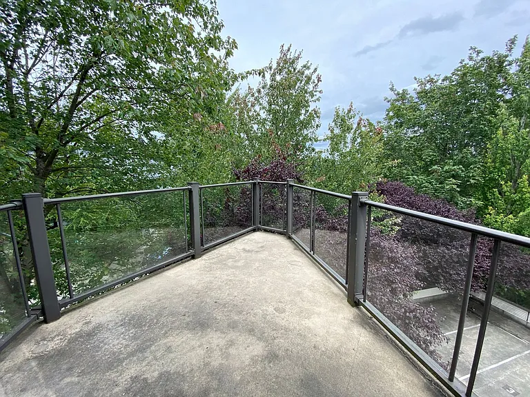 Madison Gate — Photo 15