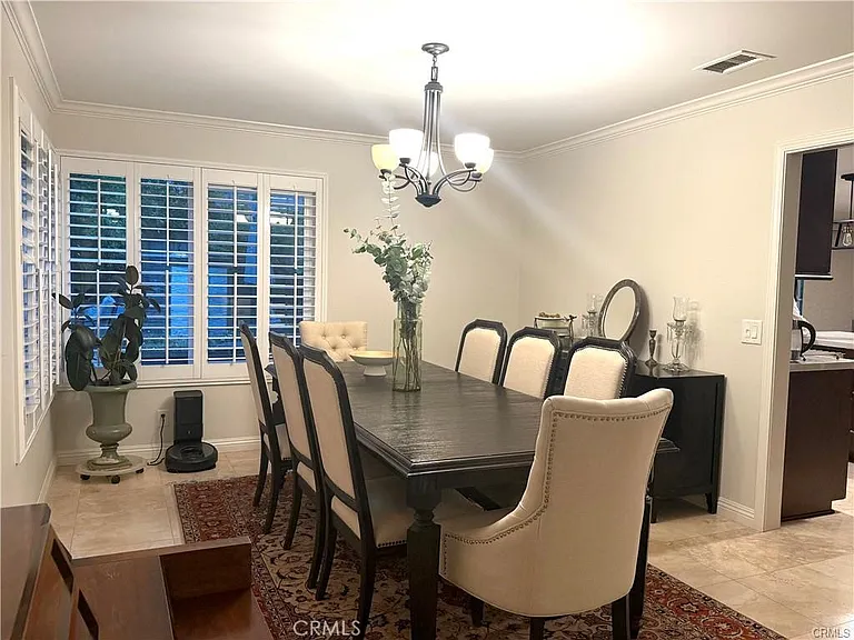 548 Sycamore Ave — Photo 4