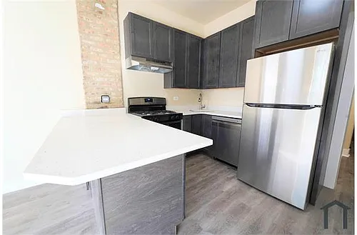 1645 S Homan Ave #2R Photo 1 1645 S Homan Ave #2R Photo 1