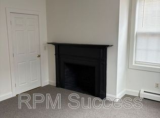 50 North St APT 1W, New Bedford, MA 02740