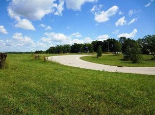 734 Monarch Ct, Hartford, WI 53027