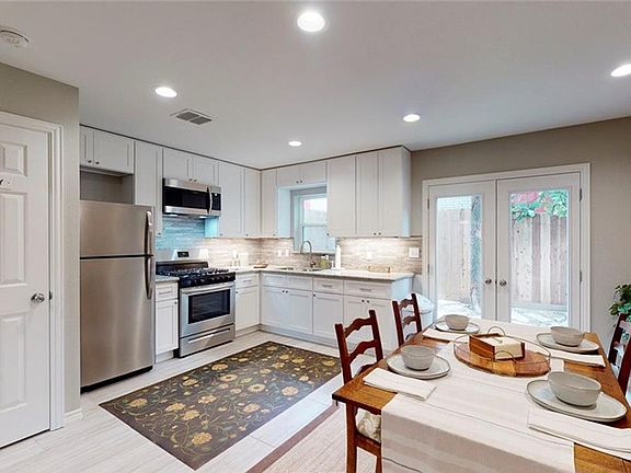 5th image of 506 1st St #A
