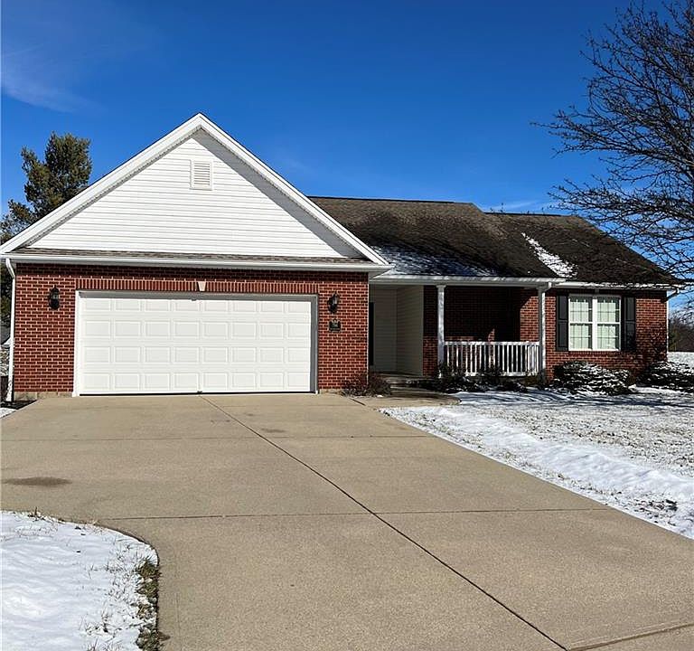 1st image of 786 Willow Bend Dr