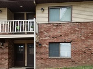 1302 Christopher Cir APT 4, Urbana, IL 61802