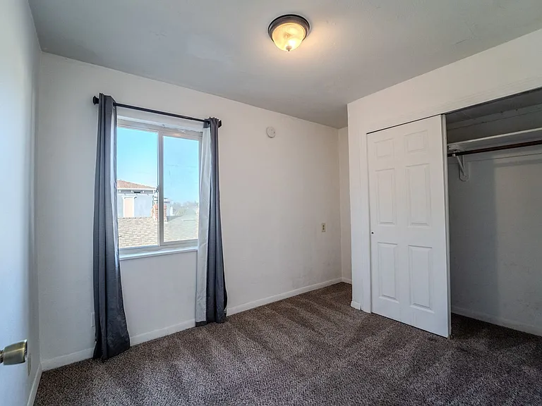 806 H St #1-4 — Photo 3