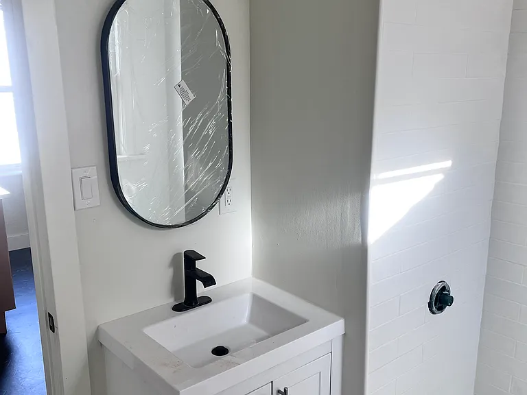 40 N Clover St #3 — Photo 5