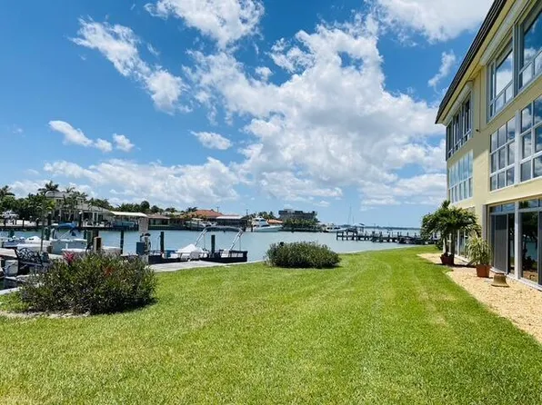 1351 Bayshore Dr Unit 105, Fort Pierce, FL 34949