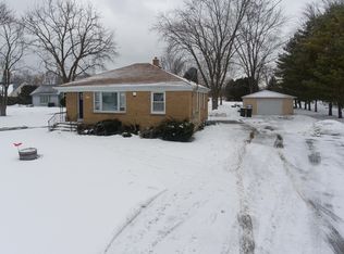 5850 Middle Rd, Racine, WI 53402