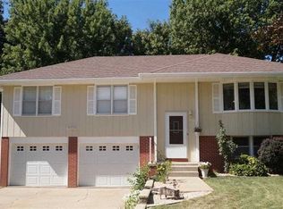 2320 McConnell Ave, Auburn, NE 68305