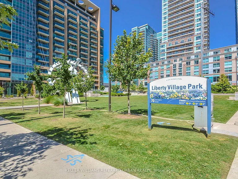 150 E Liberty St #2608 — Photo 32
