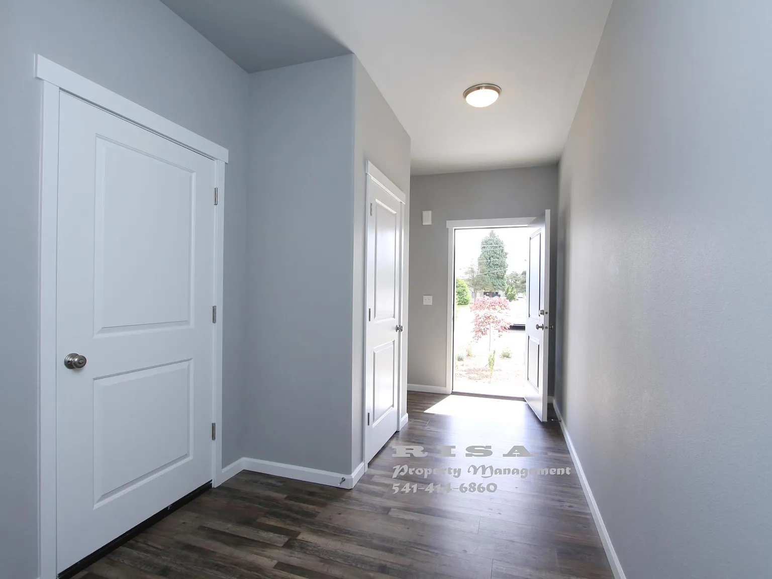 3 bed, 2.5 bath, 1672 sqft, $2,495 — Photo 3