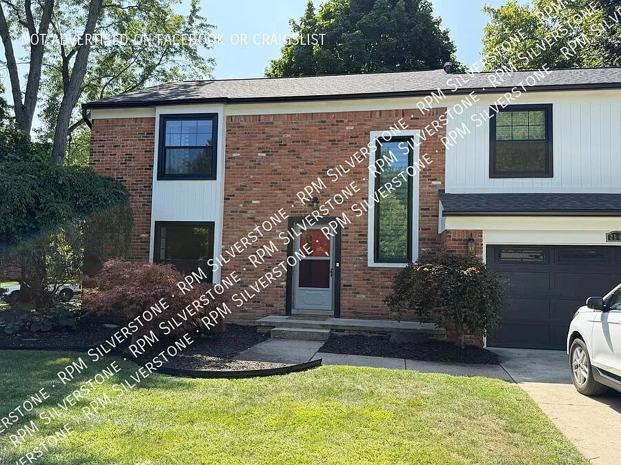 2945 Cedar Ridge Dr