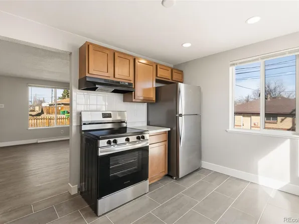 7120 W 16th Place, Lakewood, CO 80214