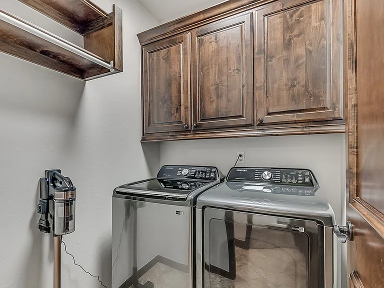 11804 Volterra Way — Photo 58