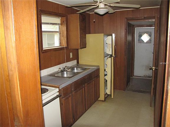 4th image of 21 Lake Shipp Ct