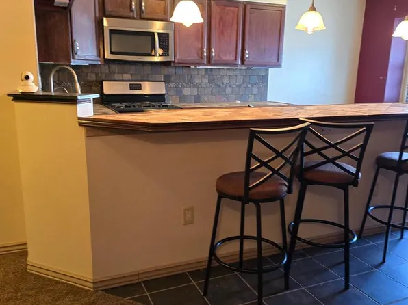 1630 Benson St, Philadelphia, PA 19152