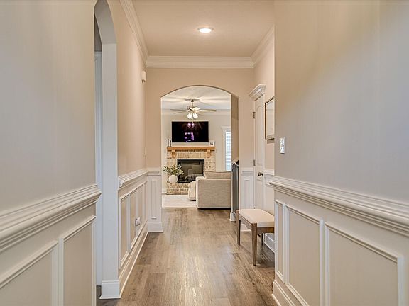 4th image of 5246 Greyton Cir