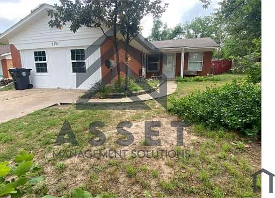 2121 N Wilburn Pl — Photo 3