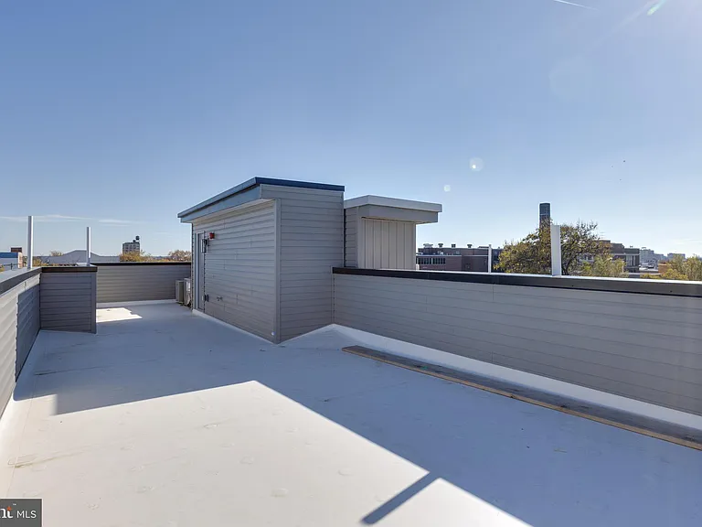 2061 N 8th St #C — Photo 10
