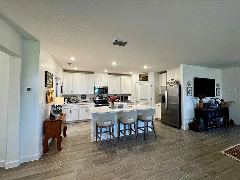 32040 Griffin Sands Ln — Photo 8