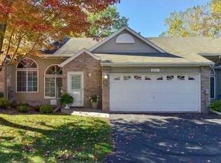 6051 Courtly Alcove UNIT C, Saint Paul, MN 55125