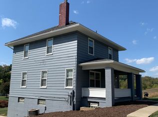 31 Country Club Rd, Washington, PA 15301