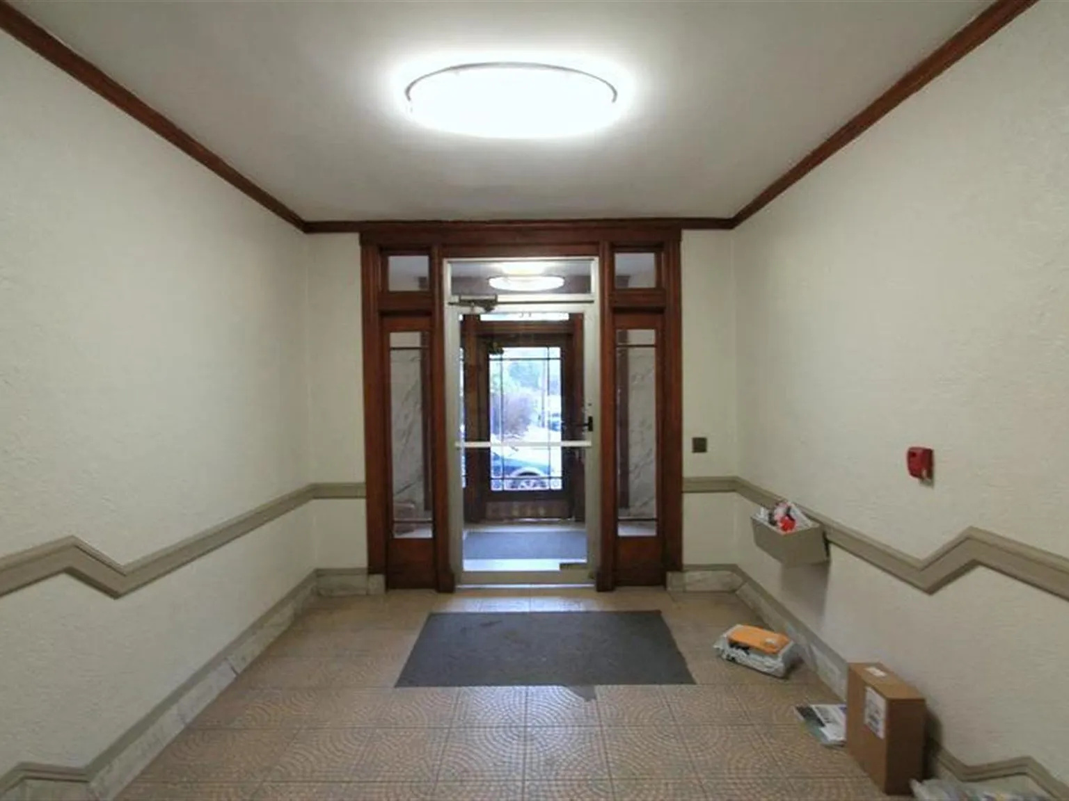 15 Linnaean St — Photo 4
