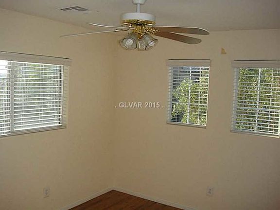5th image of 31 Manor Hill Ave