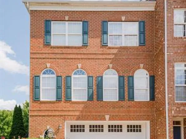 2703 Merlot Ln, Annapolis, MD 21401