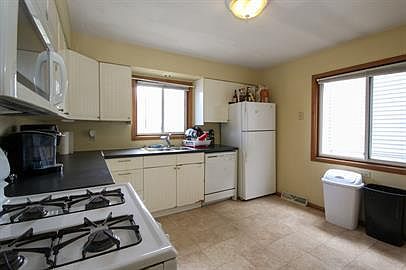 4th image of 5904 Washburn Ave S #10465461