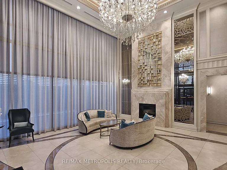 9075 Jane St #Penthouse 08 — Photo 50