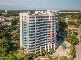 2230 Beach Dr APT 706, Gulfport, MS 39507