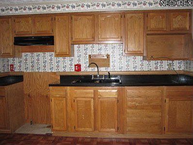 5th image of 1751 Woodland Trce