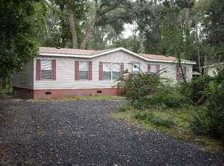 299 Cornfield Ave, Midway, GA 31320