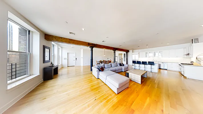 Sold by Modern Spaces | media 2