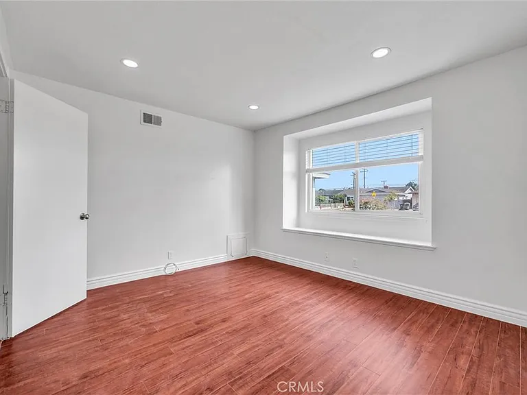 8801 Mays Ave — Photo 20