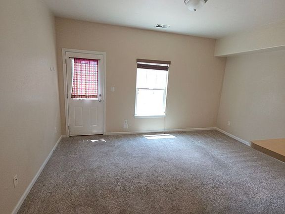 3rd image of 2481 Thunder Mountain Dr
