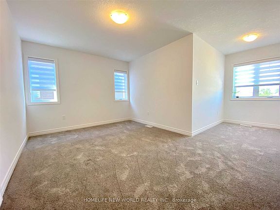 3rd image of 98 McLean Ave